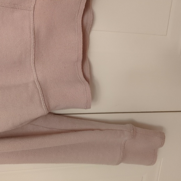 Calvin Klein cropped sweatshirt - Picture 6 of 7